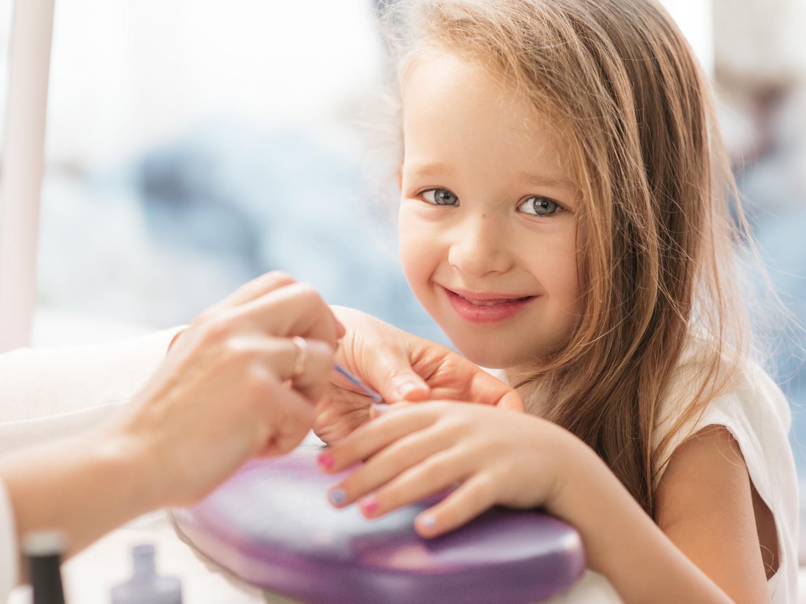 Kids Manicure